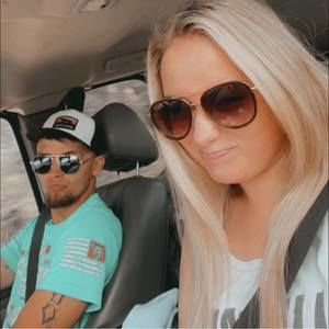 Meet your Posher, Kayli